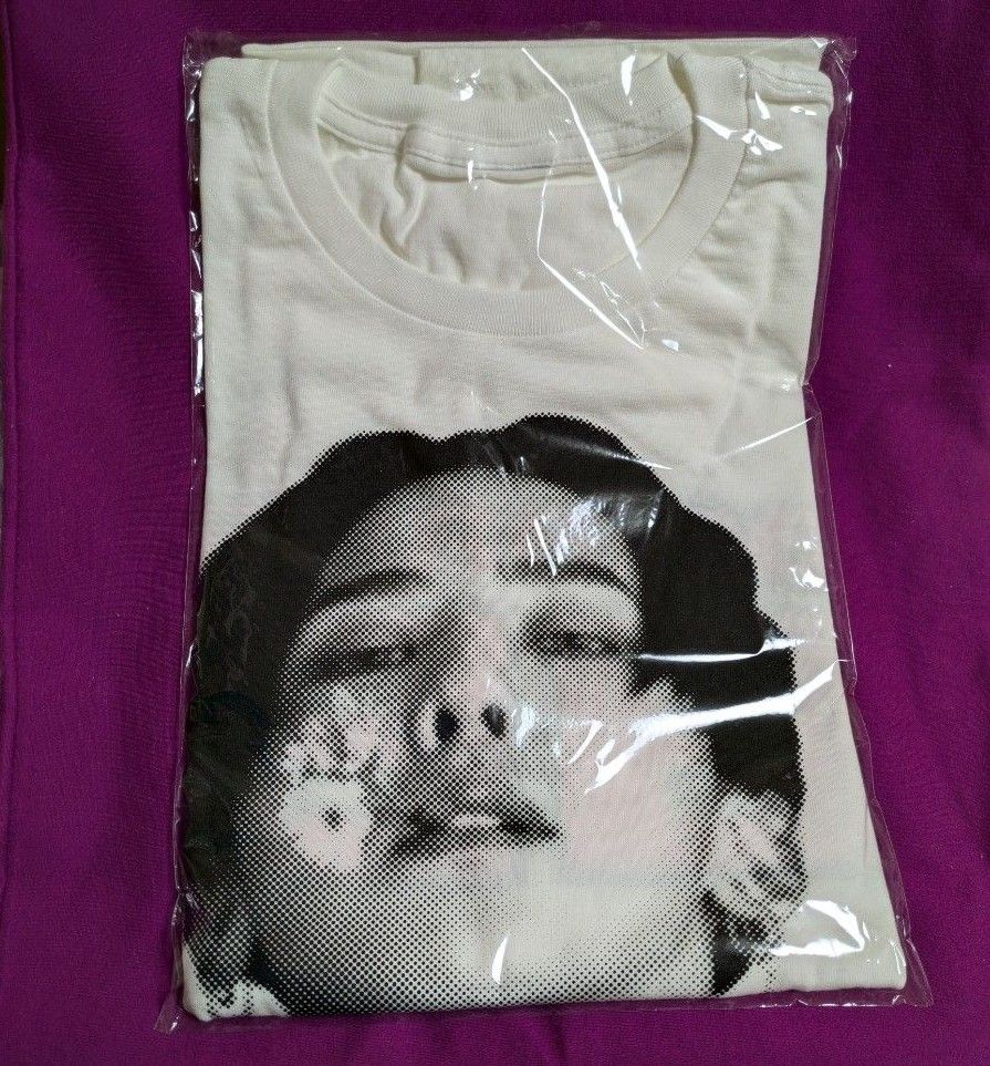 BIGBANG G-DRAGON フォトTシャツ ジヨン 公式グッズ ファンミ BIGBANG G-DRAGON フォトTシャツ ジヨン 公式グッズ ファンミ