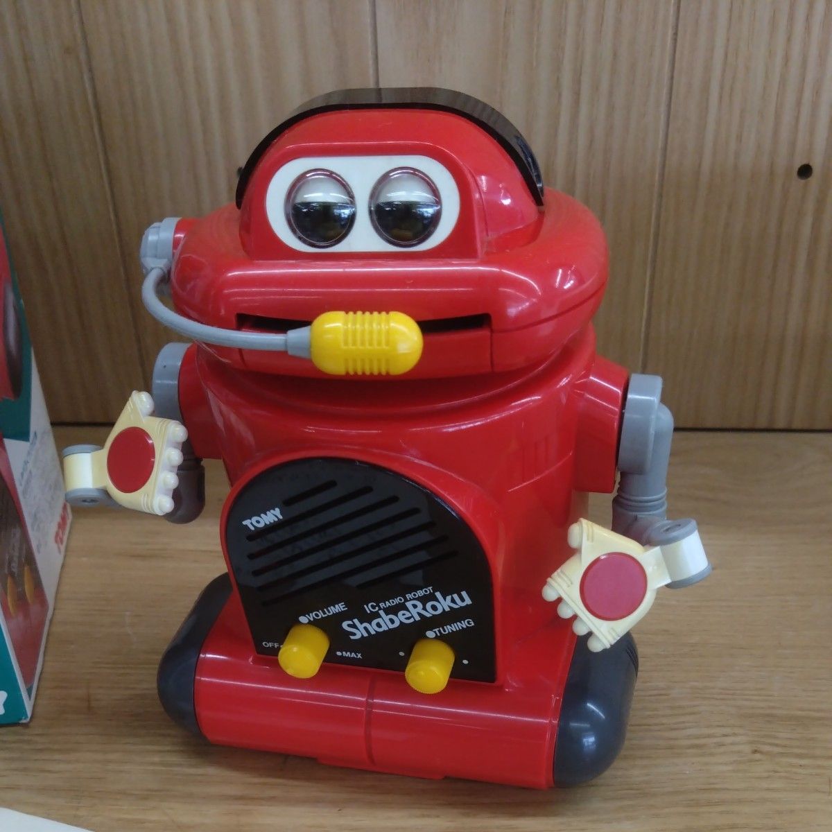 トミー おしゃべりラジオロボ しゃべろく TOMY SHABEROKU|Yahoo トミー おしゃべりラジオロボ しゃべろく TOMY SHABEROKU|Yahoo