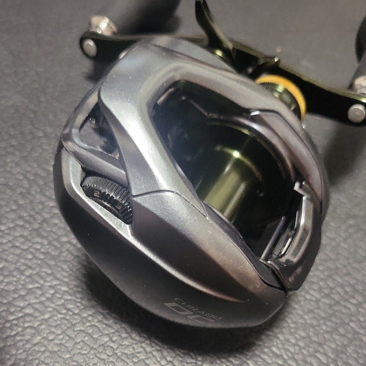 シマノ 右ハンドル ベイトリール クラド DC 150 XG|Yahoo シマノ 右ハンドル ベイトリール クラド DC 150 XG|Yahoo