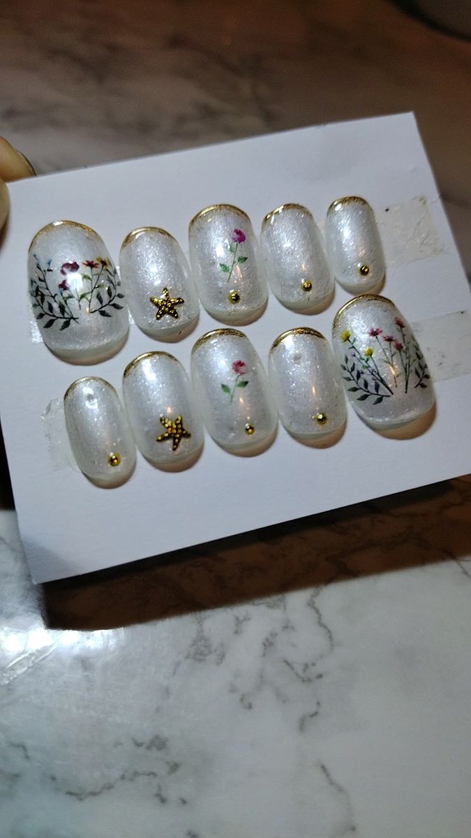 ジェルネイルチップ フラワーネイルの春ネイル