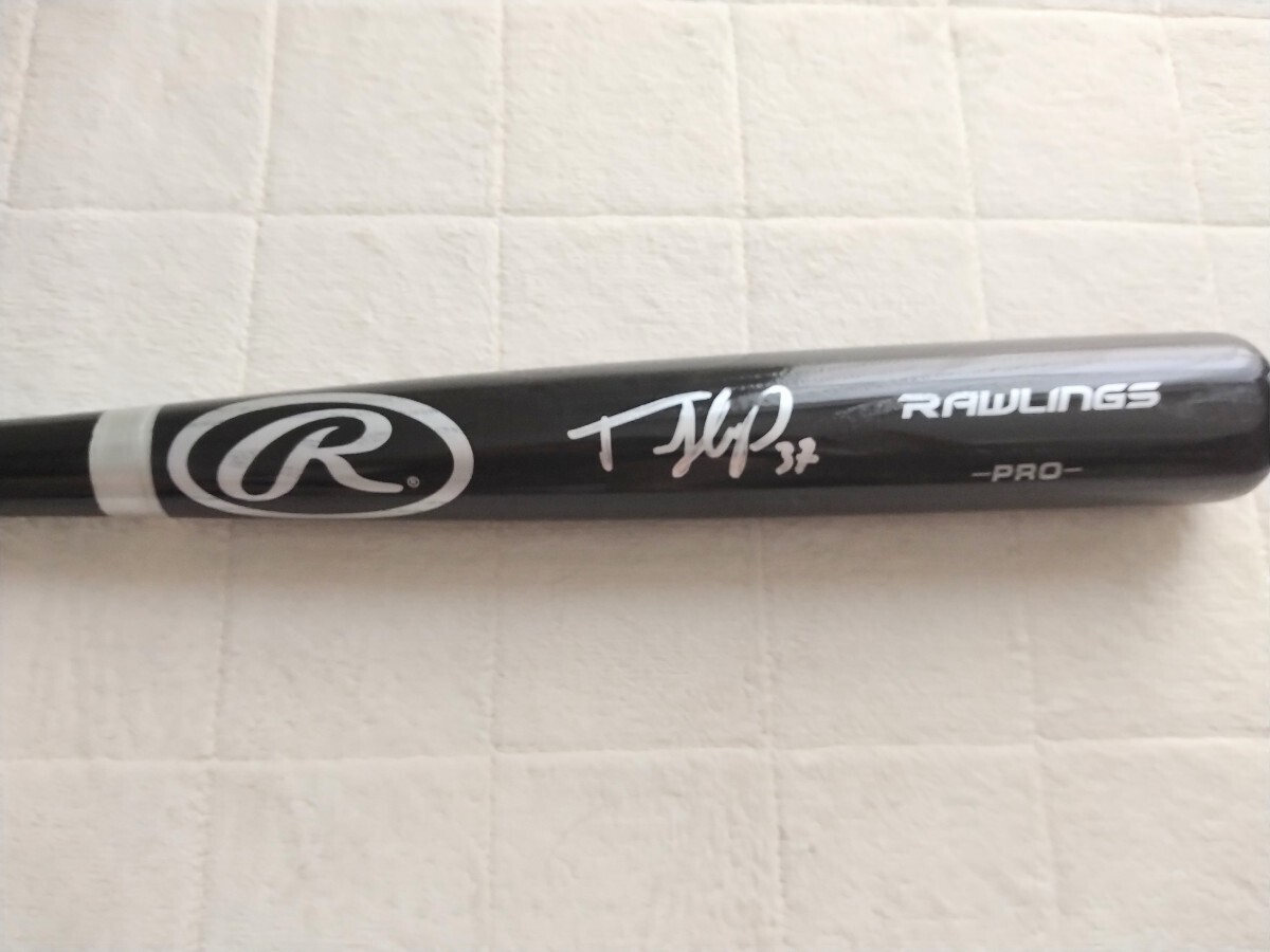 正規品!ドジャース ヘルナンデス 直筆サイン バット MLB Fanatics Yahoo!オークション - テオスカー・ヘルナンデス 直筆サイン入り
