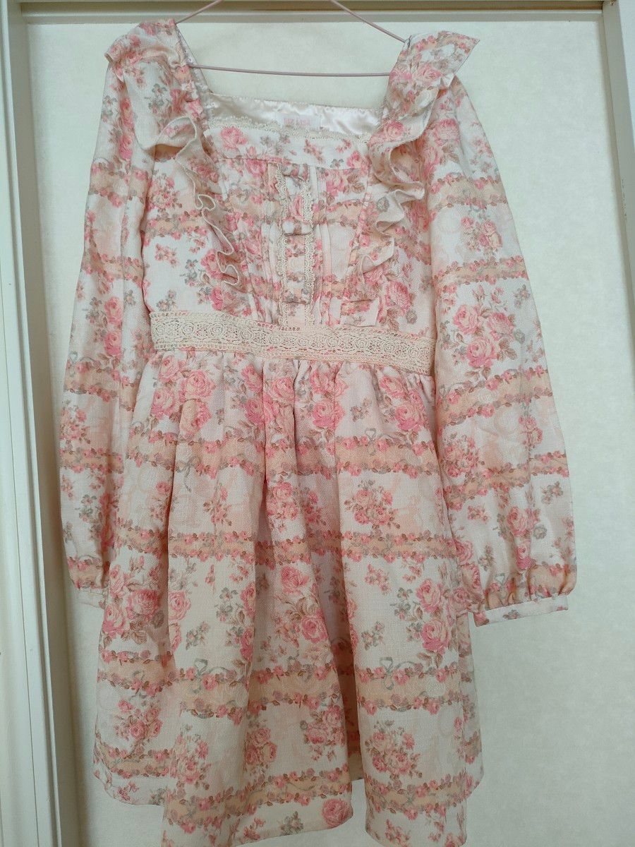 リズリサ 新品タグ付き 姫系 プリンセス ワンピース 花柄 LIZ リズリサ 新品タグ付き 姫系 プリンセス ワンピース 花柄 LIZ