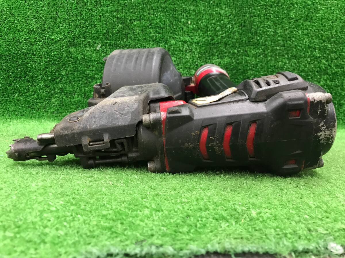 中古品】☆マキタ 50mm 高圧エア釘打 エアダスタ付 AN533H 中古品】☆マキタ 50mm 高圧エア釘打 エアダスタ付 AN533H