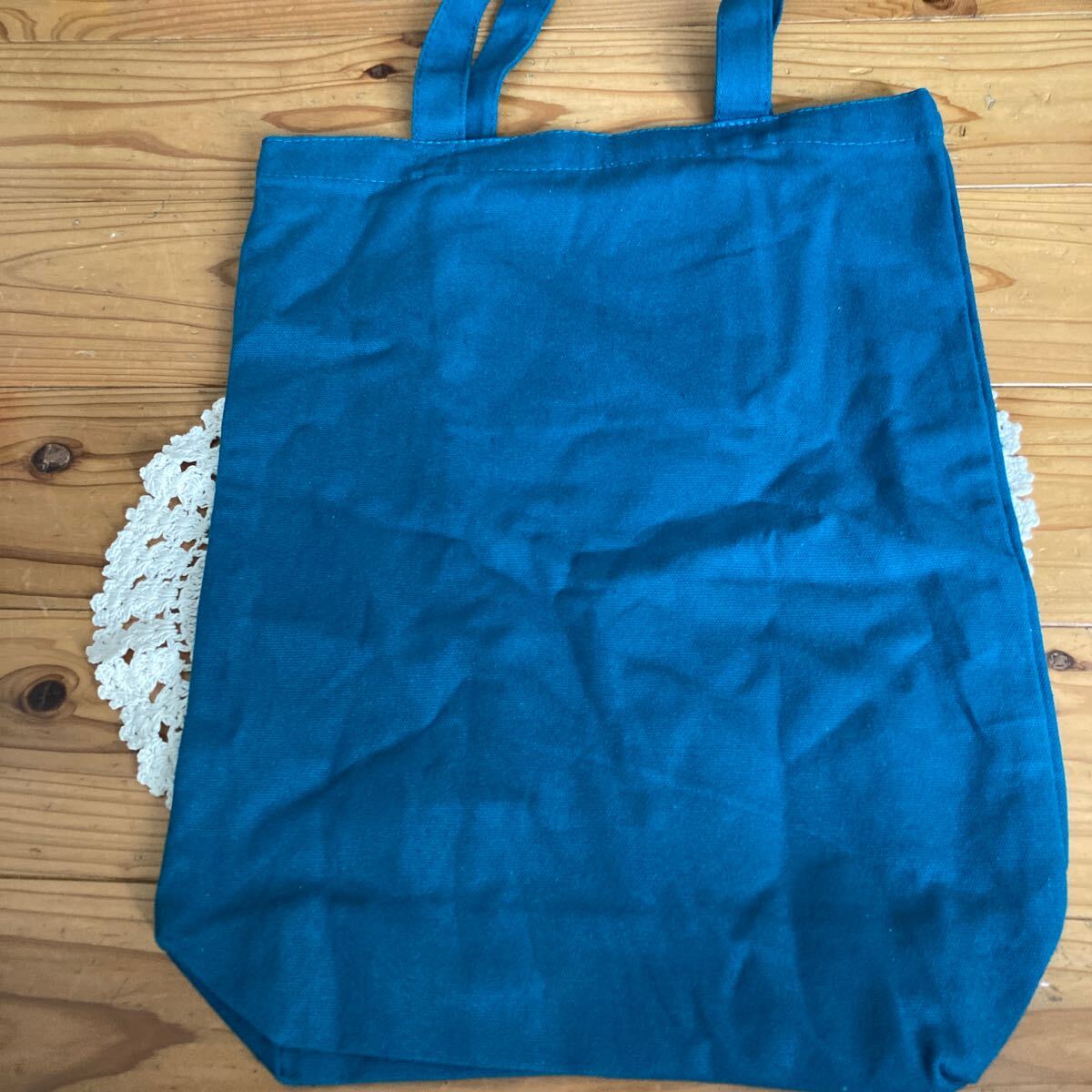 新品即決送料無料♪ムーミン　ニョロニョロキャンバストートバッグ約32×37×9㎝_画像2