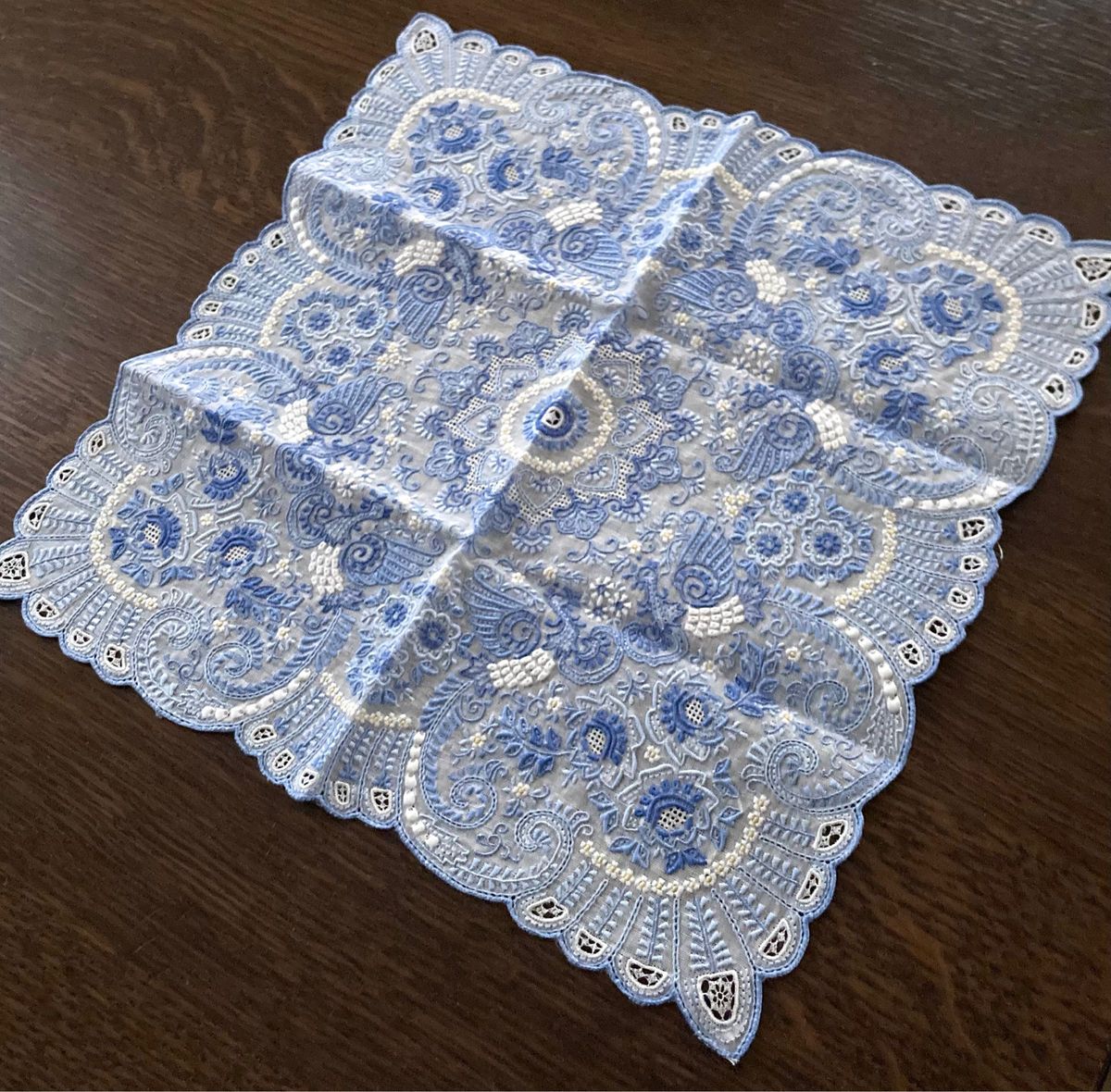 鳳凰柄 ブルースワトウ スワトウ刺繍 ハンカチ 汕頭 スワトー 中国刺繍 swatow 鳳凰柄 ブルースワトウ スワトウ刺繍 ハンカチ 汕頭 スワトー 中国刺繍 swatow