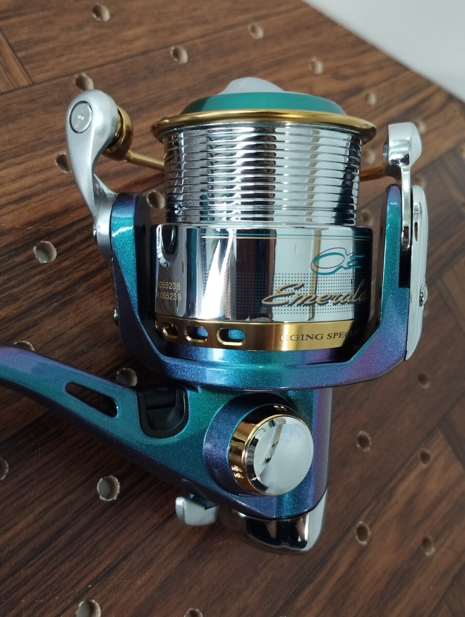 売れ筋・人気アイテム 商品 ダイワ Y181R0009】美品 エメラルダス 初代 EMERALDAS DAIWA 2506W ダイワ