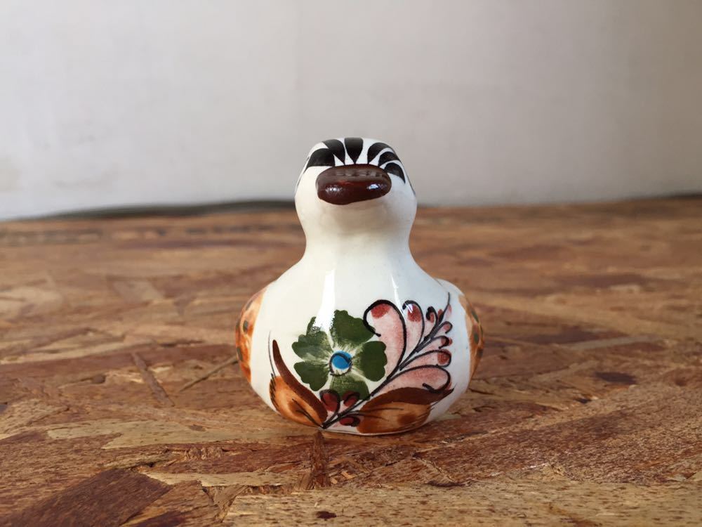 トナラ焼 小さな 鳥 メキシコ製 ヴィンテージ 陶器 一輪挿し 花瓶 爪楊枝入れ 置物 オブジェ バード 動物 伝統工芸 民芸品 ハンドペイント