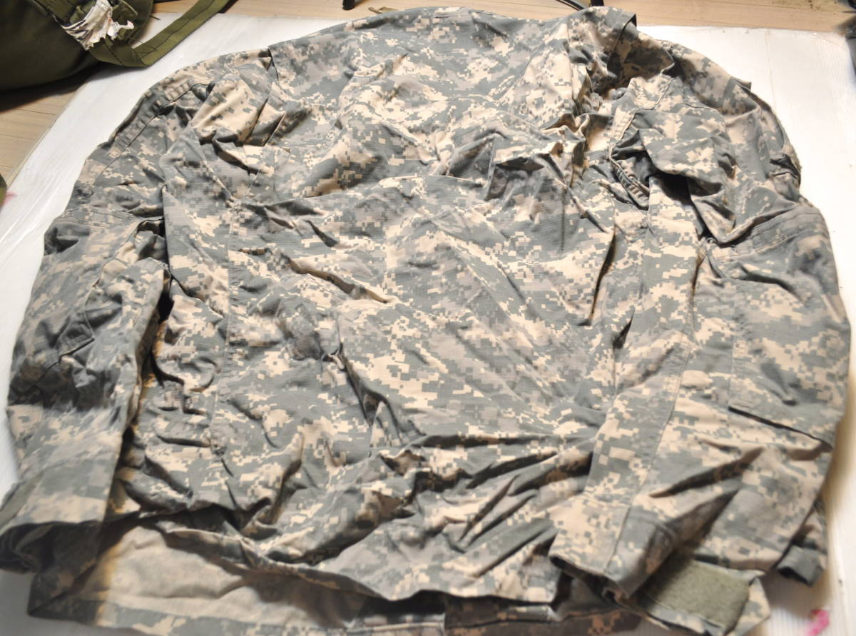 実物 米軍放出品 ACU 陸軍 米陸軍 US ARMY デジタル迷彩 コンバットジャケット 上着 L/L 戦闘服 BDU D COMBAT JACKET IR_画像4