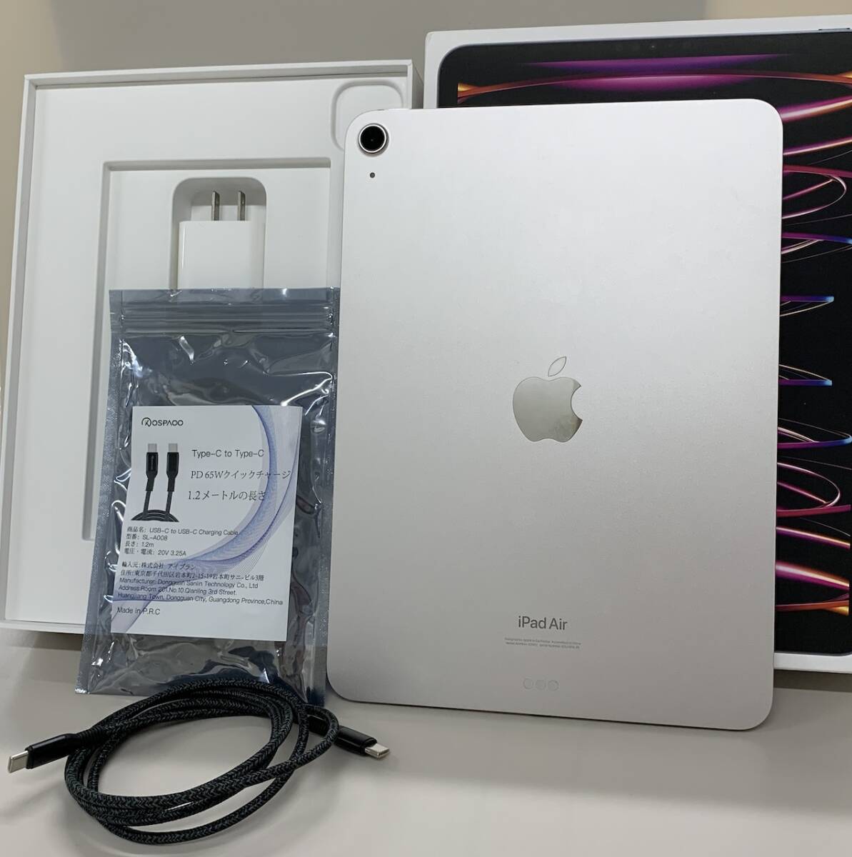 美品・13回使用 iPad Air 11インチ M2チップ 2024年 Wi-Fiモデル 美品・13回使用 iPad Air 11インチ M2チップ 2024年 Wi-Fiモデル