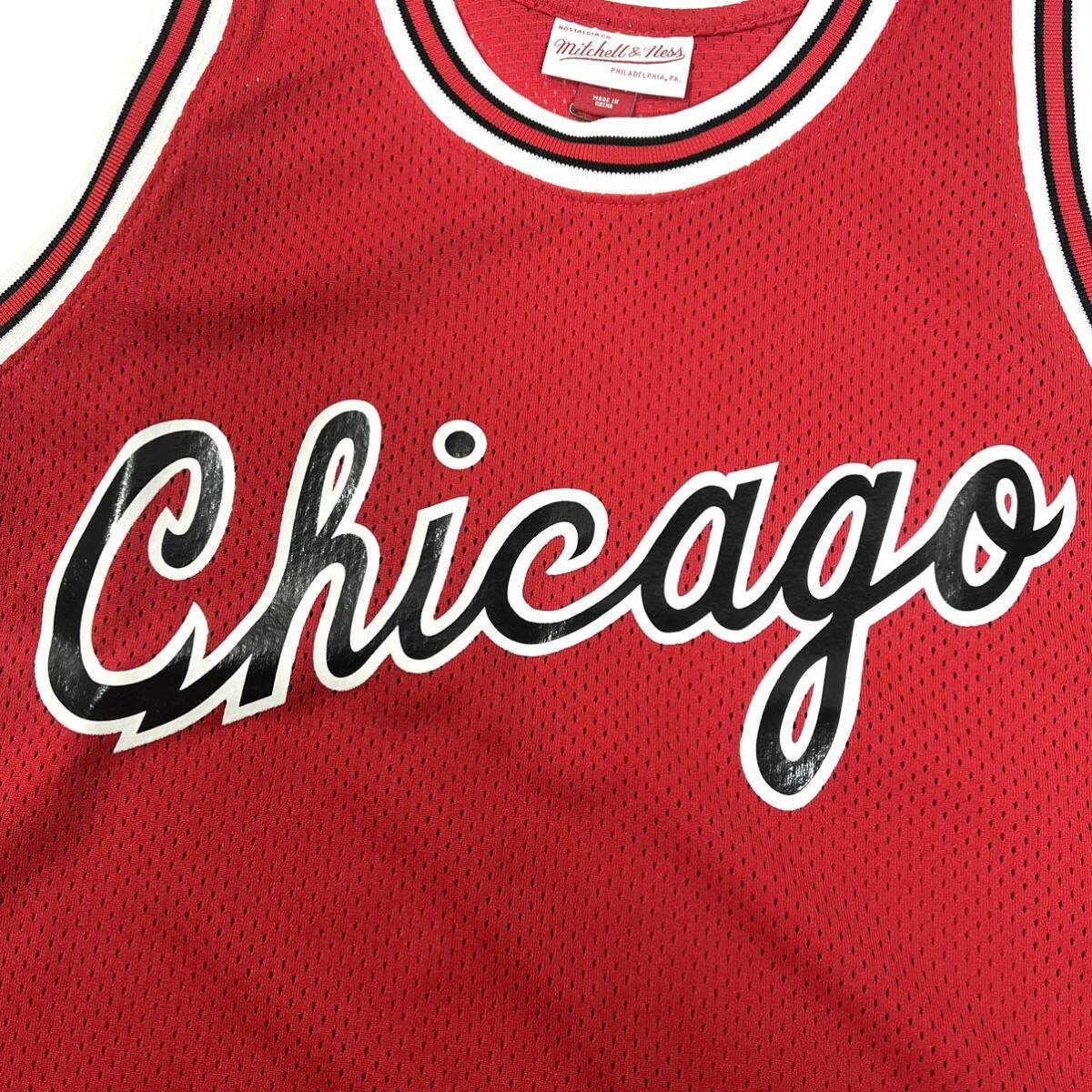 Mitchell&Ness AUTHENTIC JERSEY #23 MICHAEL JORDAN 84-85 Mitchell&Ness AUTHENTIC JERSEY #23 MICHAEL JORDAN 84-85