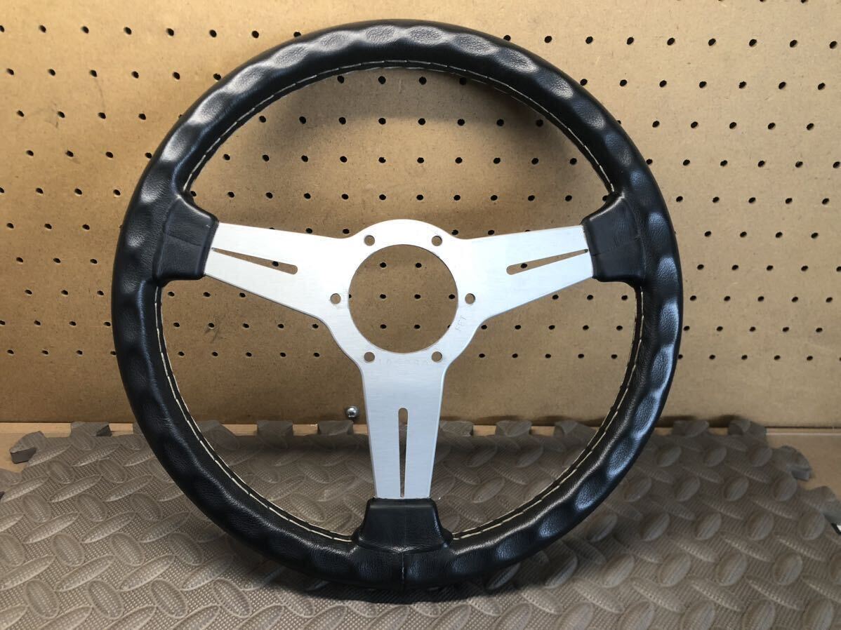 美品】ナルディ クラシック 330mm 33 N111 日本正規品 FET 美品】ナルディ クラシック 330mm 33 N111 日本正規品 FET