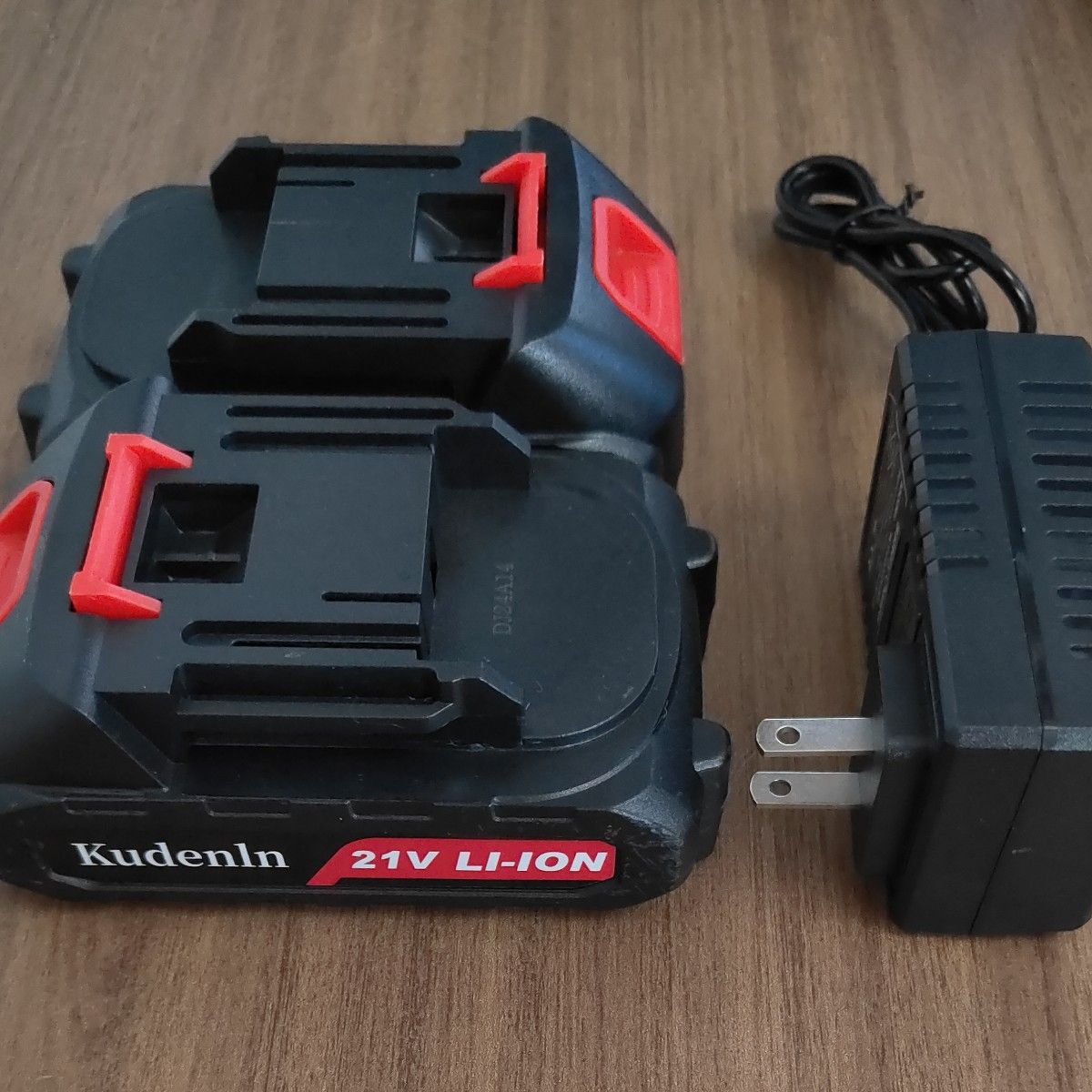 マキタ互換バッテリー 18-21V バッテリー2個・充電器セット マキタ互換バッテリー 18-21V バッテリー2個・充電器セット