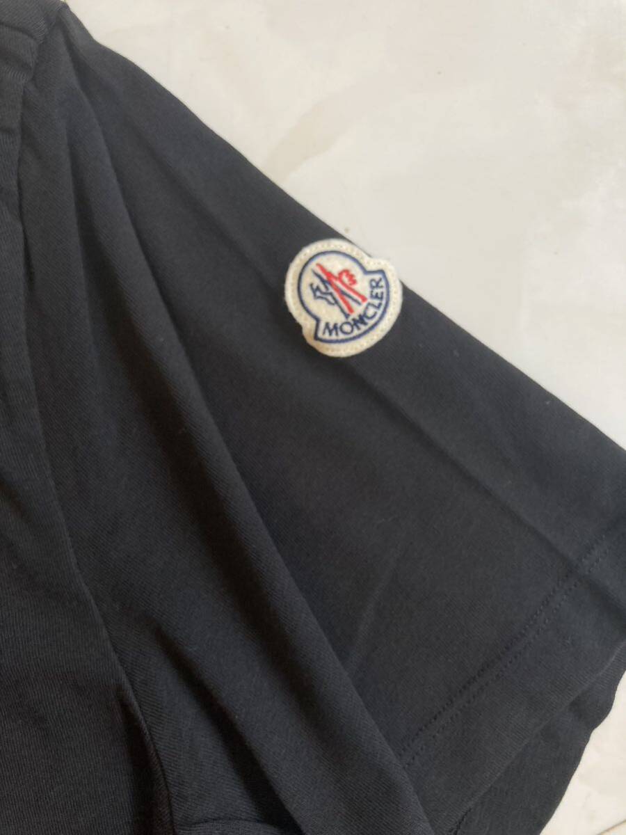 サイズM】モンクレール MONCLER 首回りブランドロゴ ブラック サイズM】モンクレール MONCLER 首回りブランドロゴ ブラック
