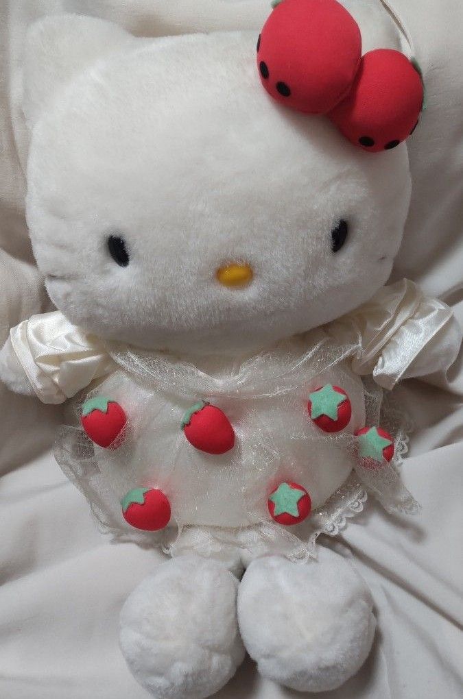 キティ ぬいぐるみ いちご りぼん レース ハローキティ キティ ぬいぐるみ いちご りぼん レース ハローキティ
