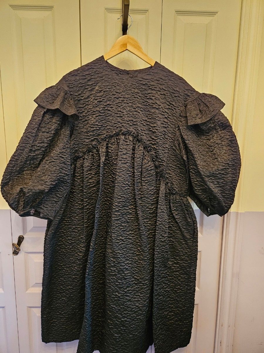 未使用Simone rocha ワンピース シモーネロシャ ワンピース 未使用Simone rocha ワンピース シモーネロシャ ワンピース