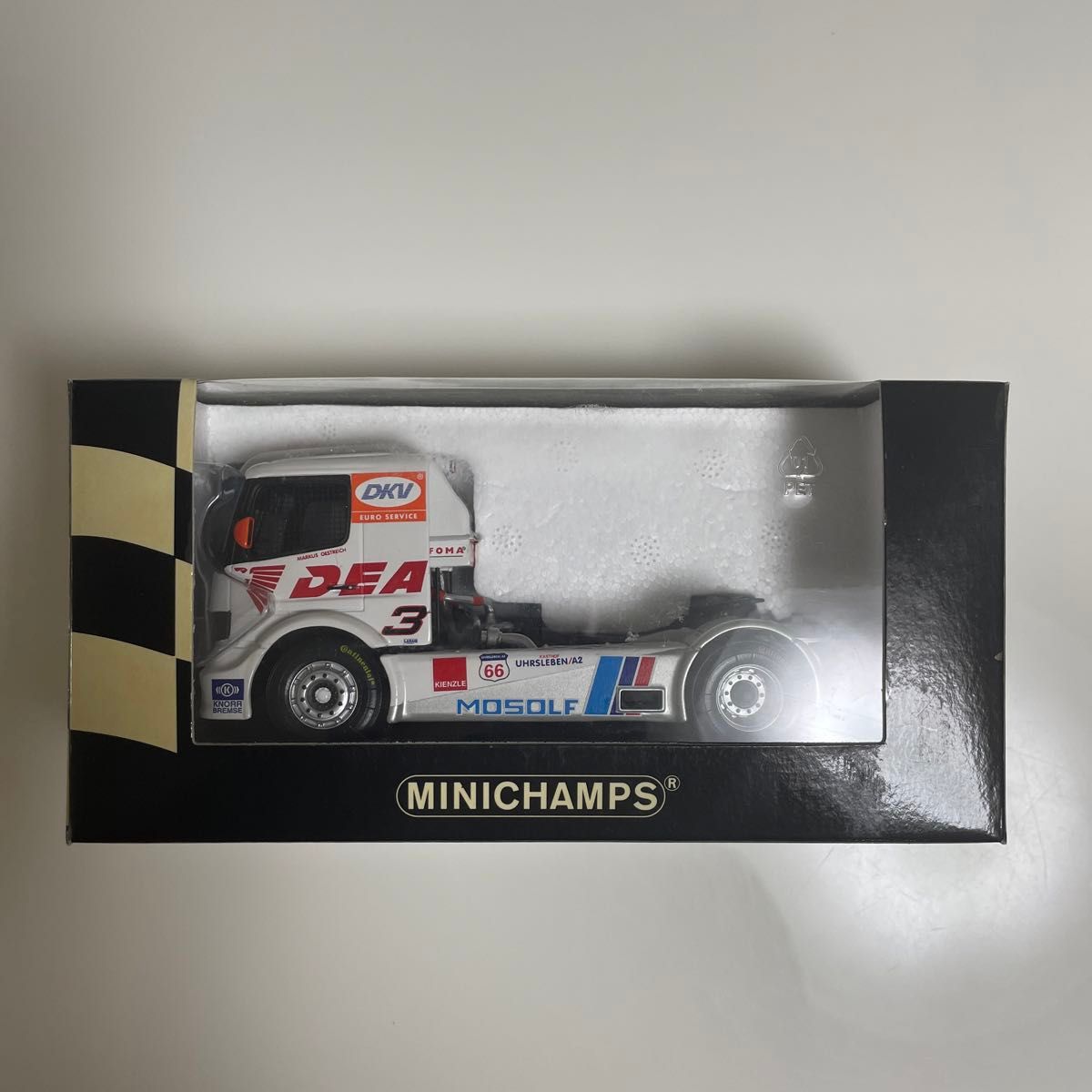 ミニチャンプス 1/43 メルセデスベンツ レーストラック 1999 ミニチャンプス 1/43 メルセデスベンツ レーストラック 1999
