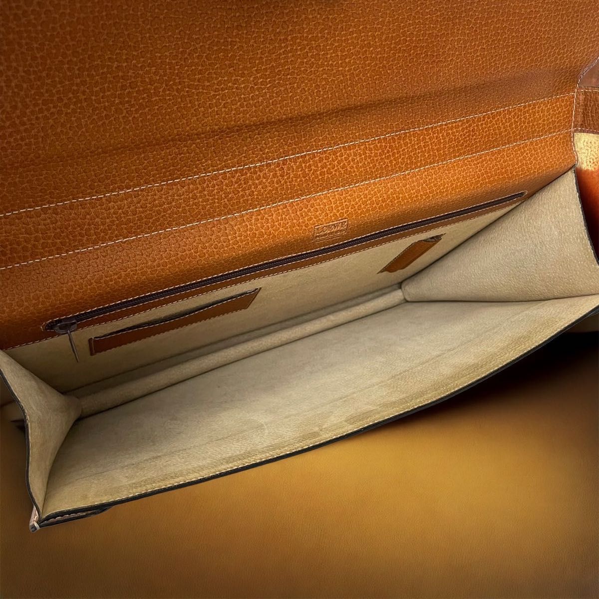 ロエベ ビジネスバッグ カーフスキン ベージュキャメル LOEWE ロエベ ビジネスバッグ カーフスキン ベージュキャメル LOEWE
