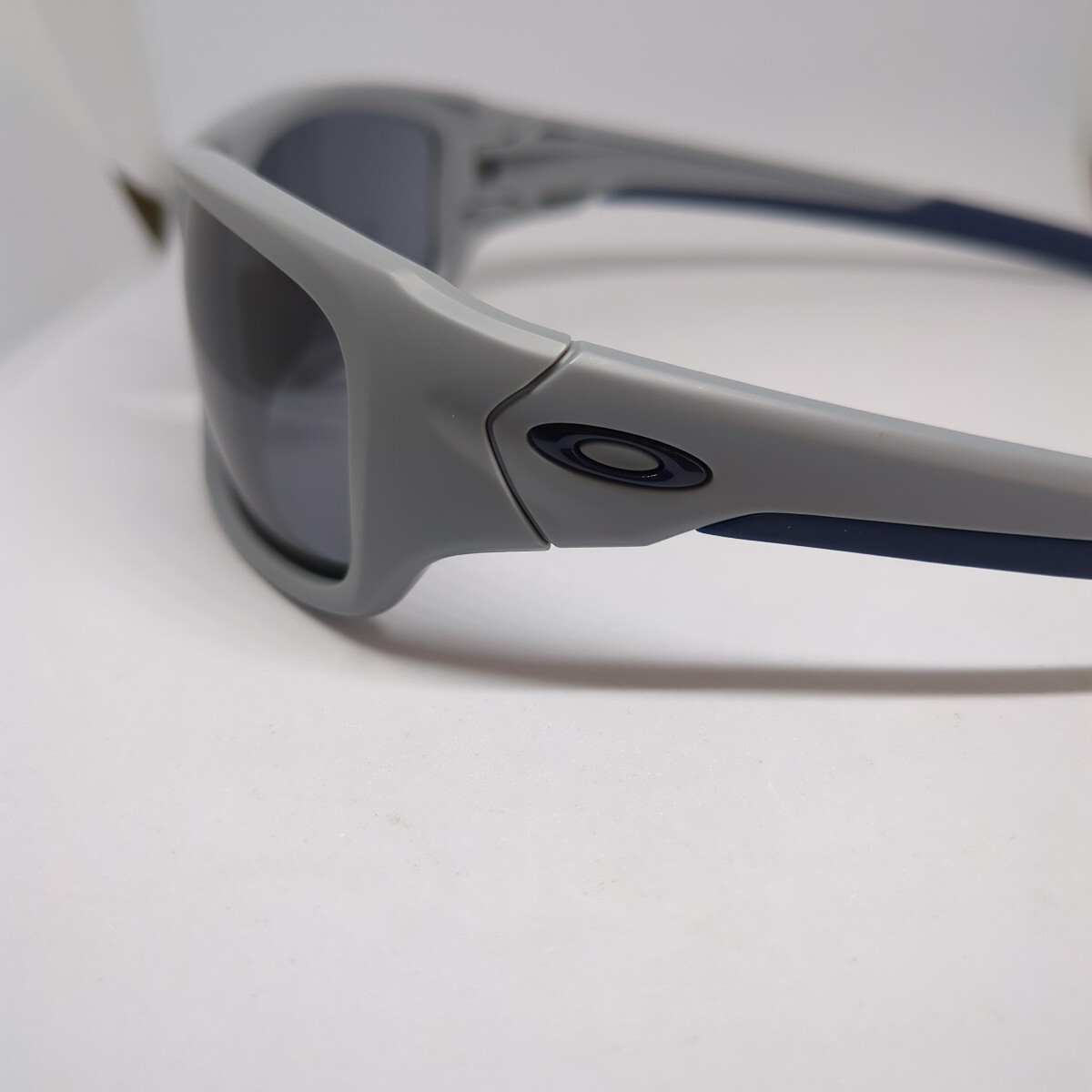 OAKLEY Valve(バルブ) 9243-05 国内正規代理店商品 新品、未使用 OAKLEY Valve(バルブ) 9243-05 国内正規代理店商品 新品、未使用
