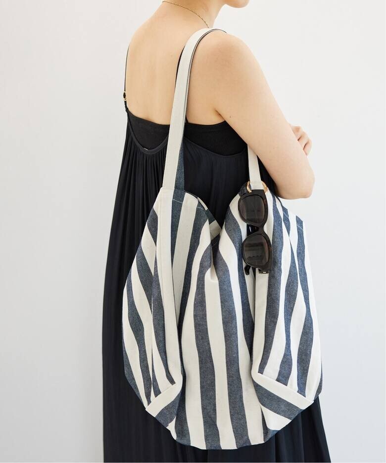  prompt decision new goods unused tag attaching Deuxieme Classe Deuxieme Classe Stripe tote navy 