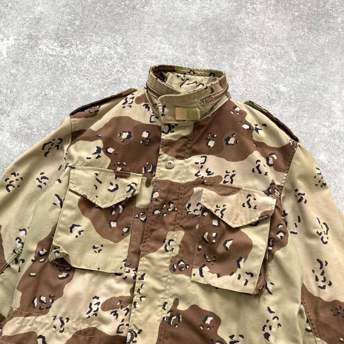 ALPHA INDUSTRIES / アルファインダストリーズ】 M-65 チョコ ALPHA INDUSTRIES / アルファインダストリーズ】 M-65 チョコ