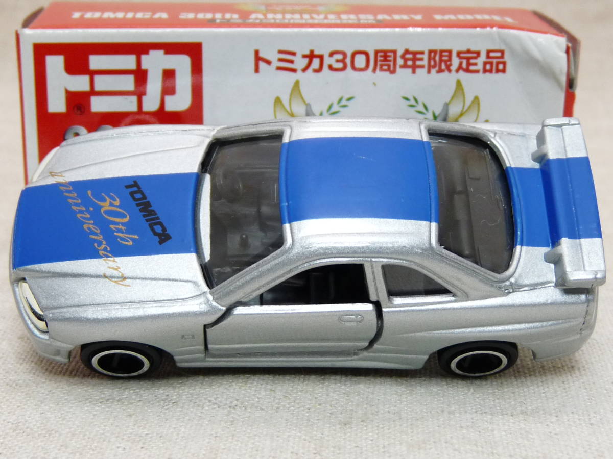 箱に傷みあり：トミカ30周年限定品 No.3 スカイライン GT-R(R34) Tomica 30th anniversary limited edition No. 3 Skyline GT-R (R34) _画像6