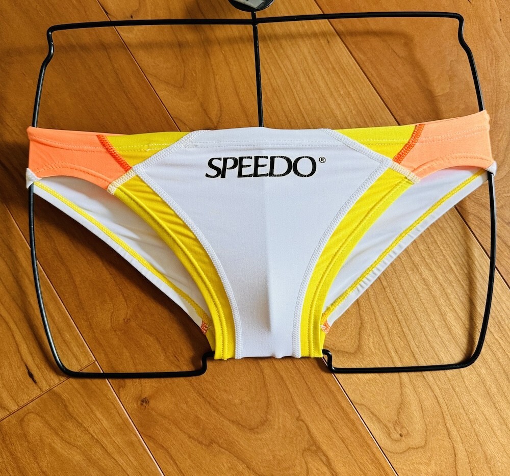 Yahoo!オークション - 【美品】SPEEDO / RQ632 / ホワイト Yahoo!オークション - 【美品】SPEEDO / RQ632 / ホワイト