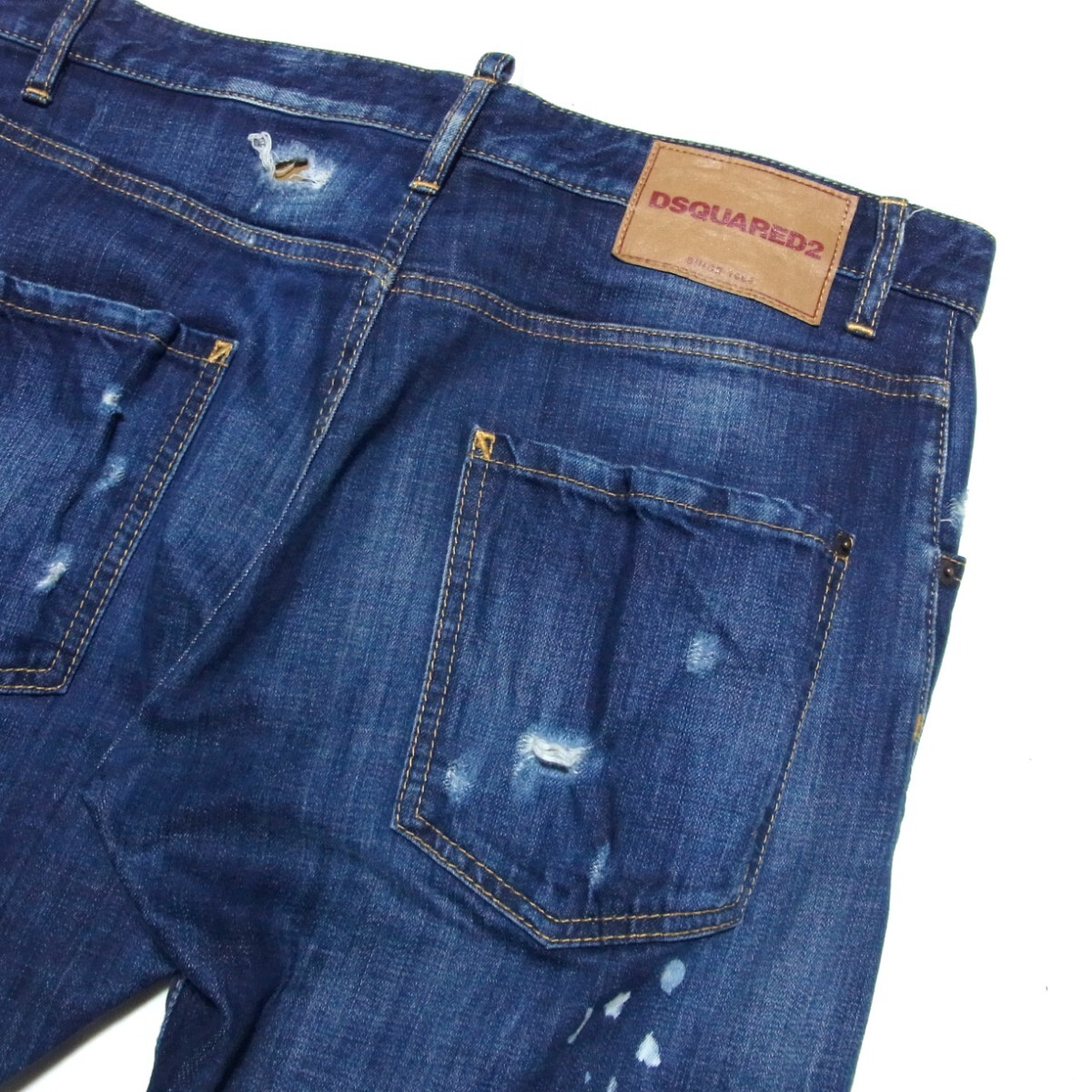 DSQUARED2 ディースクエアード Classic Kenny Twist Jean DSQUARED2 ディースクエアード Classic Kenny Twist Jean
