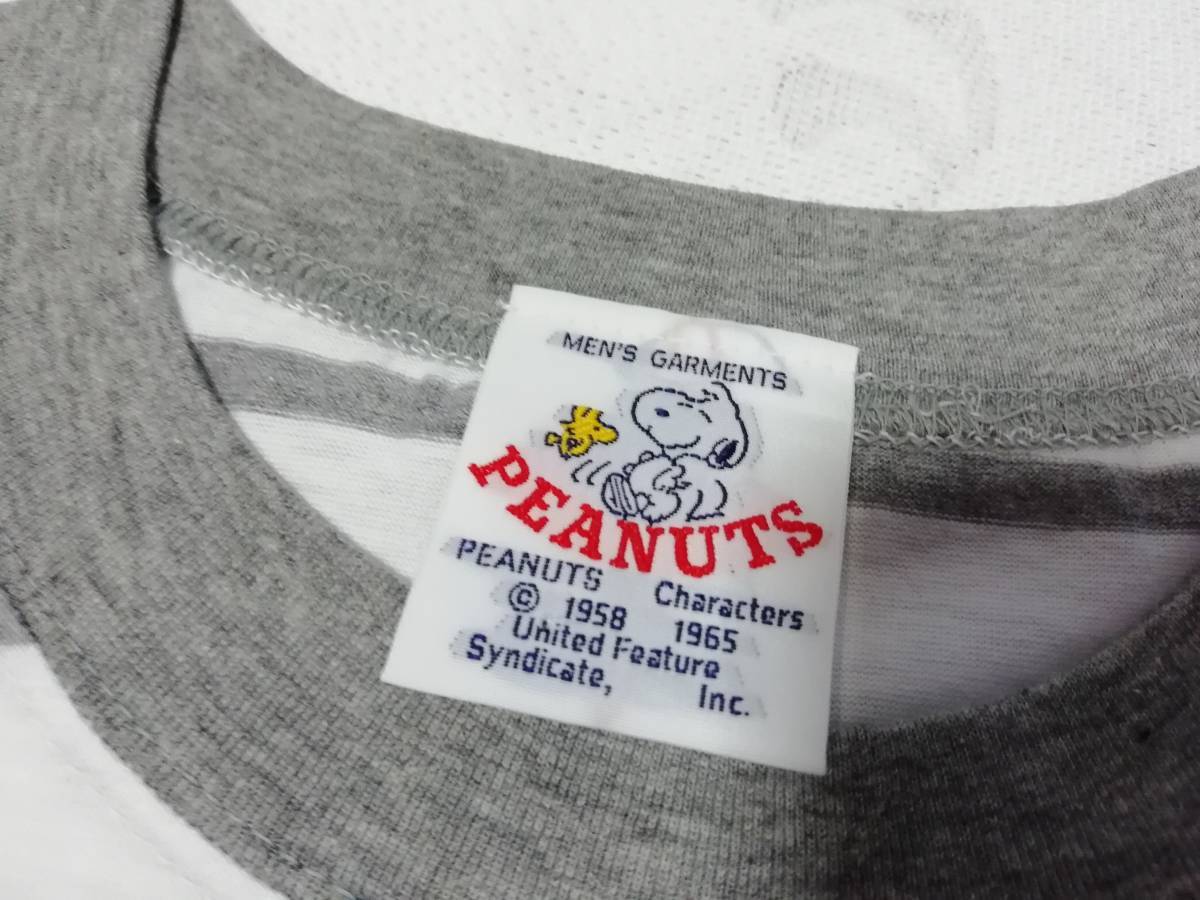 送料込み　レトロ　PEANUTS　スヌーピー レディース　半袖 Tシャツ　白グレー　Mサイズ　日本製　綿100％　タグあり　25年以上前の物　新品