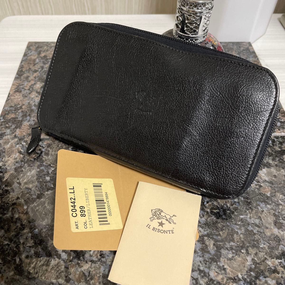 貴重 IL BISONTE×LIBERTY 長財布 ラウンドジップ 限定品 花柄 貴重 IL BISONTE×LIBERTY 長財布 ラウンドジップ 限定品 花柄