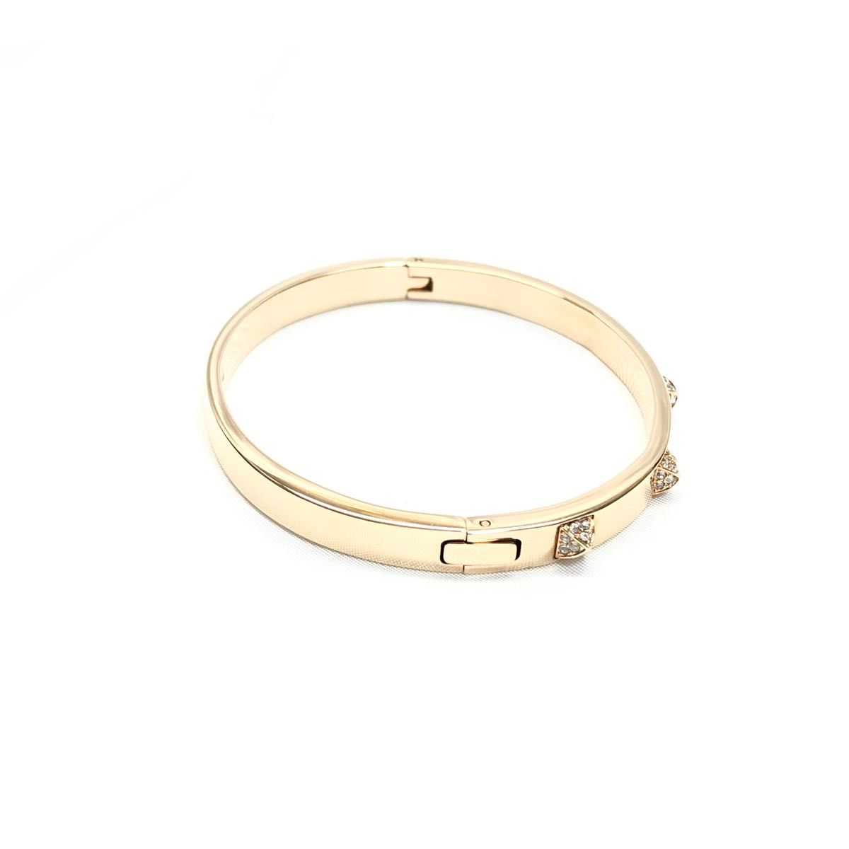 極美品】 SWAROVSKI バングル ブレスレット ゴールド 箱付き 極美品】 SWAROVSKI バングル ブレスレット ゴールド 箱付き