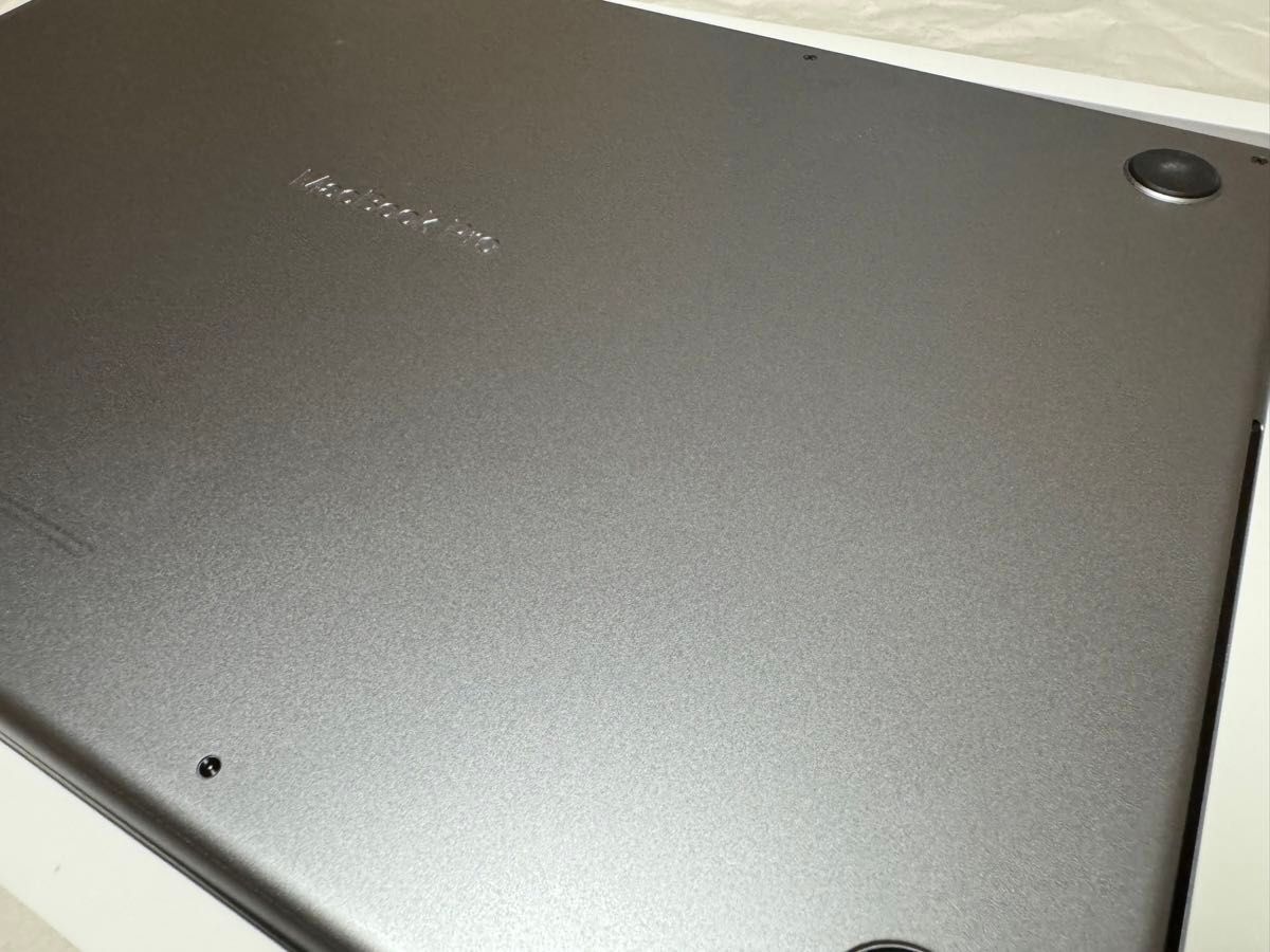 Apple MacBook Pro 2023 MNW83J/A M2 Pro 16GB 512GB 16インチ Apple MacBook Pro 2023 MNW83J/A M2 Pro 16GB 512GB 16インチ