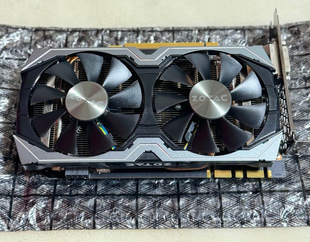 動作確認済み 美品 ZOTAC GeForce GTX 1070 Mini 8GB 動作確認済み 美品 ZOTAC GeForce GTX 1070 Mini 8GB