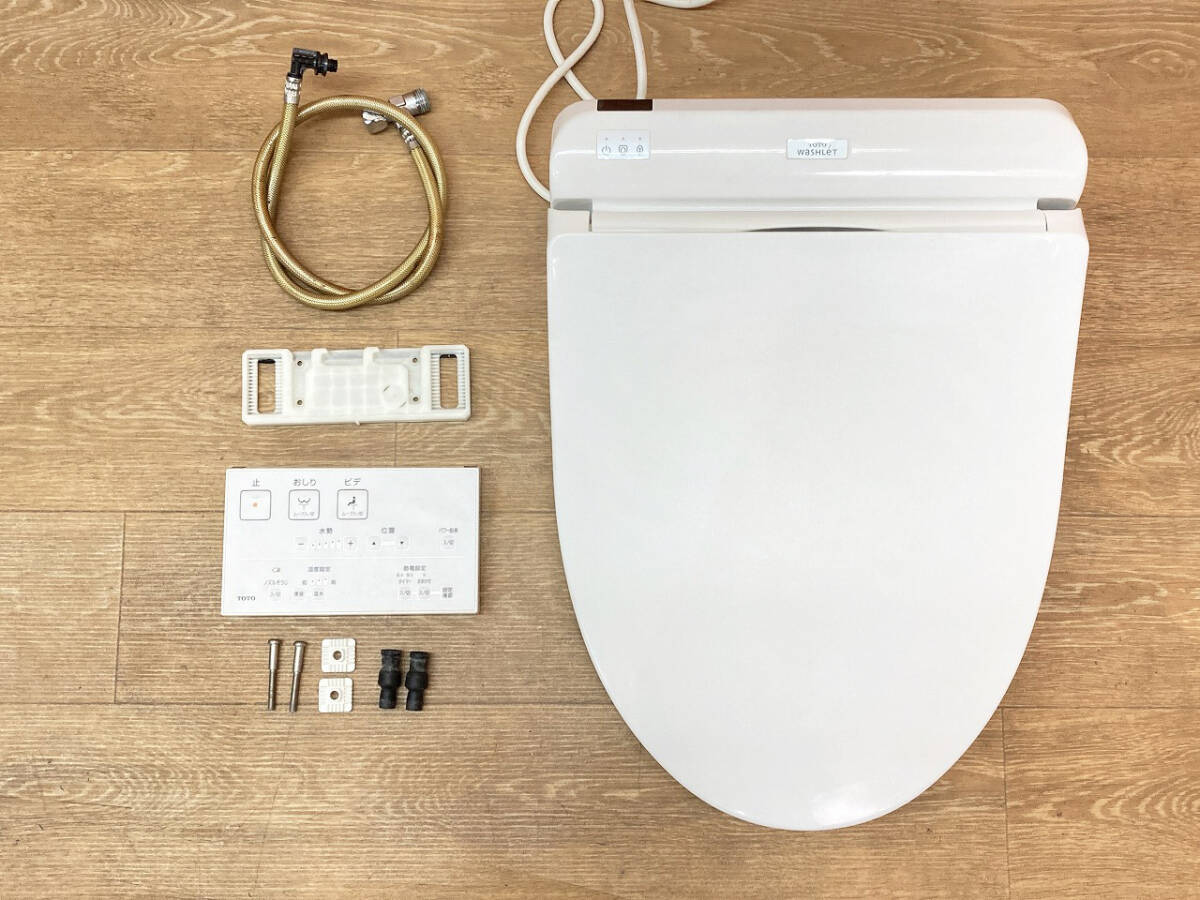 Yahoo!オークション - TOTO 2019年製 リモコン付き 電気温水便座 Yahoo!オークション - TOTO 2019年製 リモコン付き 電気温水便座