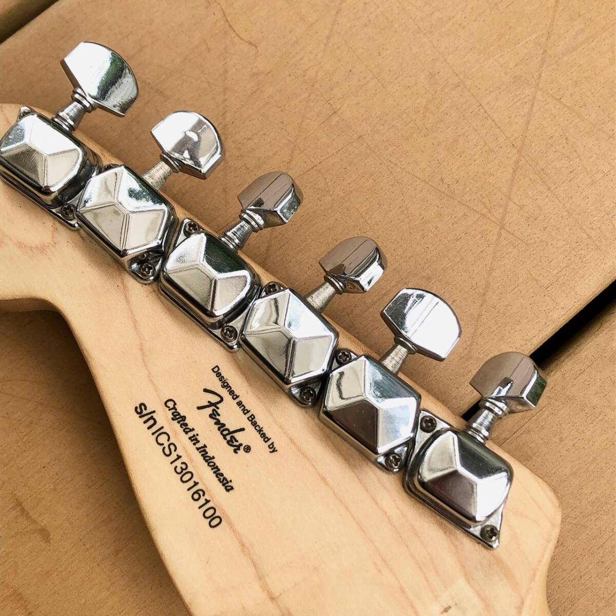 sk тросик Fender Stratocaster Squier BULLET STRAT