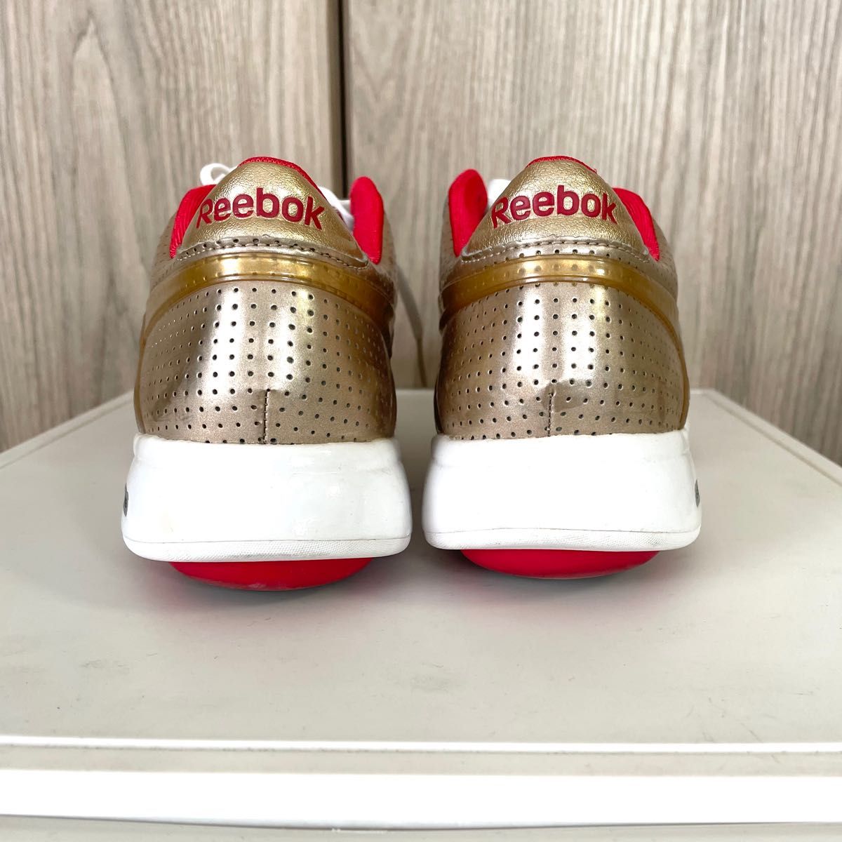 Reebok リーボック EASYTONE イージートーン ゴールド 24 5cm Reebok リーボック EASYTONE イージートーン ゴールド 24 5cm
