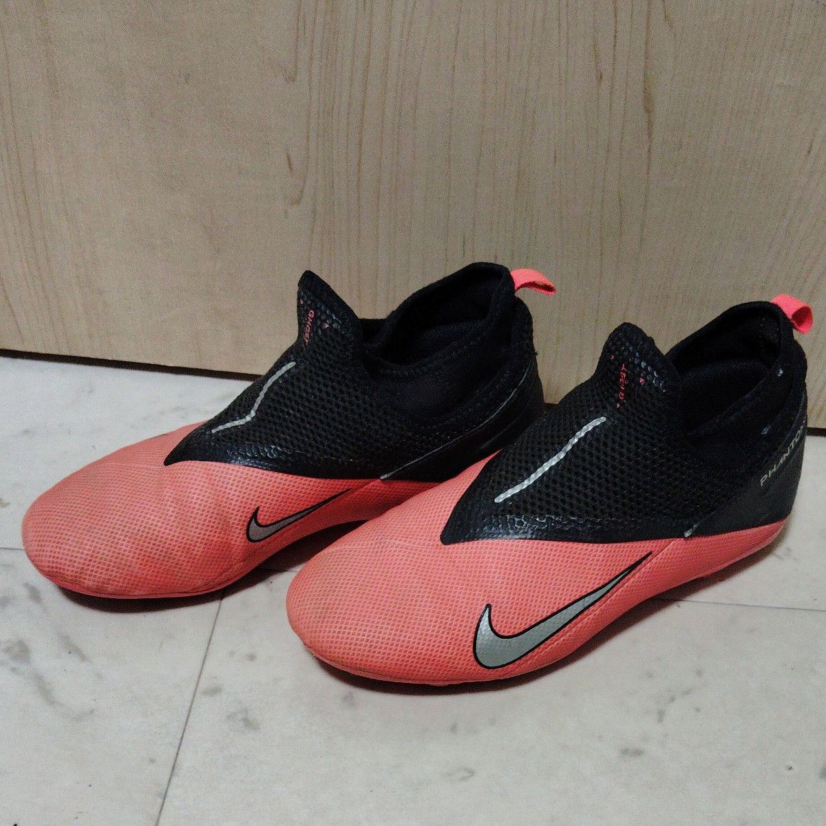 NIKE ナイキ ファントム 3 エリート HG(レッド×グレー) AO4688