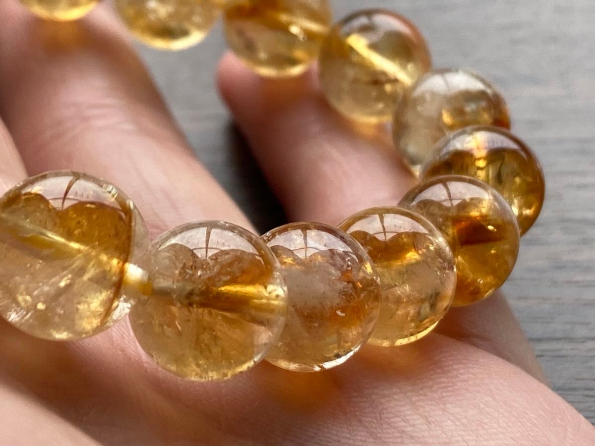 虹入りシトリン黄水晶(約10mm玉)の天然石 パワーストーン 虹入りシトリン黄水晶(約10mm玉)の天然石 パワーストーン