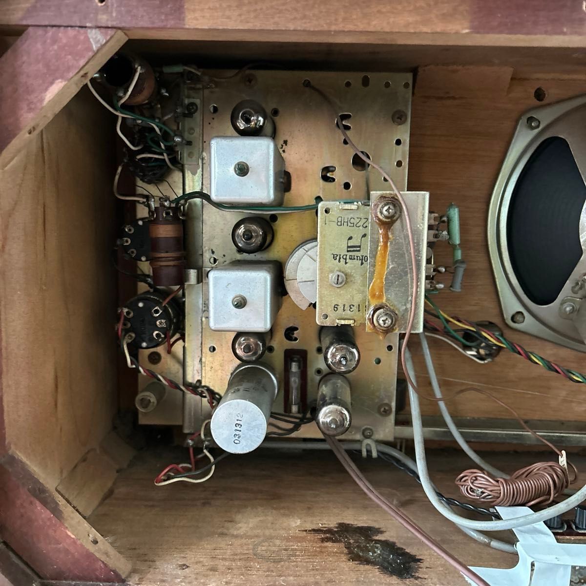 columbia 1010 コロンビア 真空管ラジオ アンティーク 動作確認 columbia 1010 コロンビア 真空管ラジオ アンティーク 動作確認
