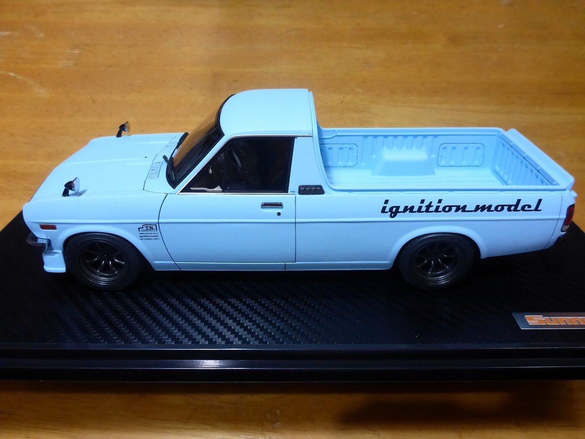 適切な価格 B120 TRUCK SUNNY Ignitionmodel】1/18 Light サニー Blue hpi・racing