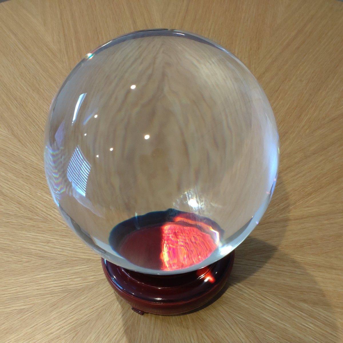 パワーストーン 幸福の水晶玉 特大20cm 木製台座付 水晶球 パワーストーン 幸福の水晶玉 特大20cm 木製台座付 水晶球