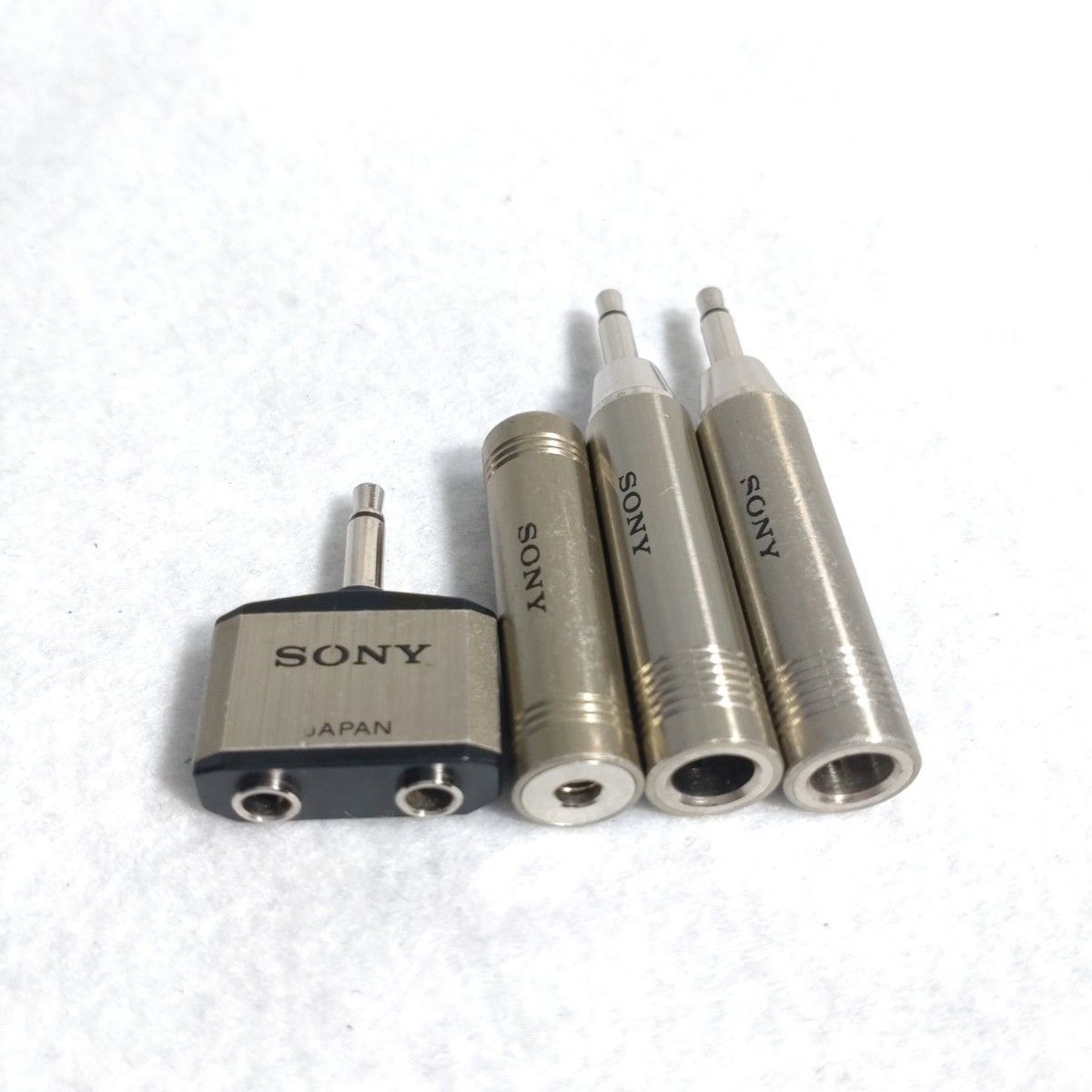 ソニー卓上型マイクスタンド SONY A-16 +おまけマイクホルダー ソニー卓上型マイクスタンド SONY A-16 +おまけマイクホルダー