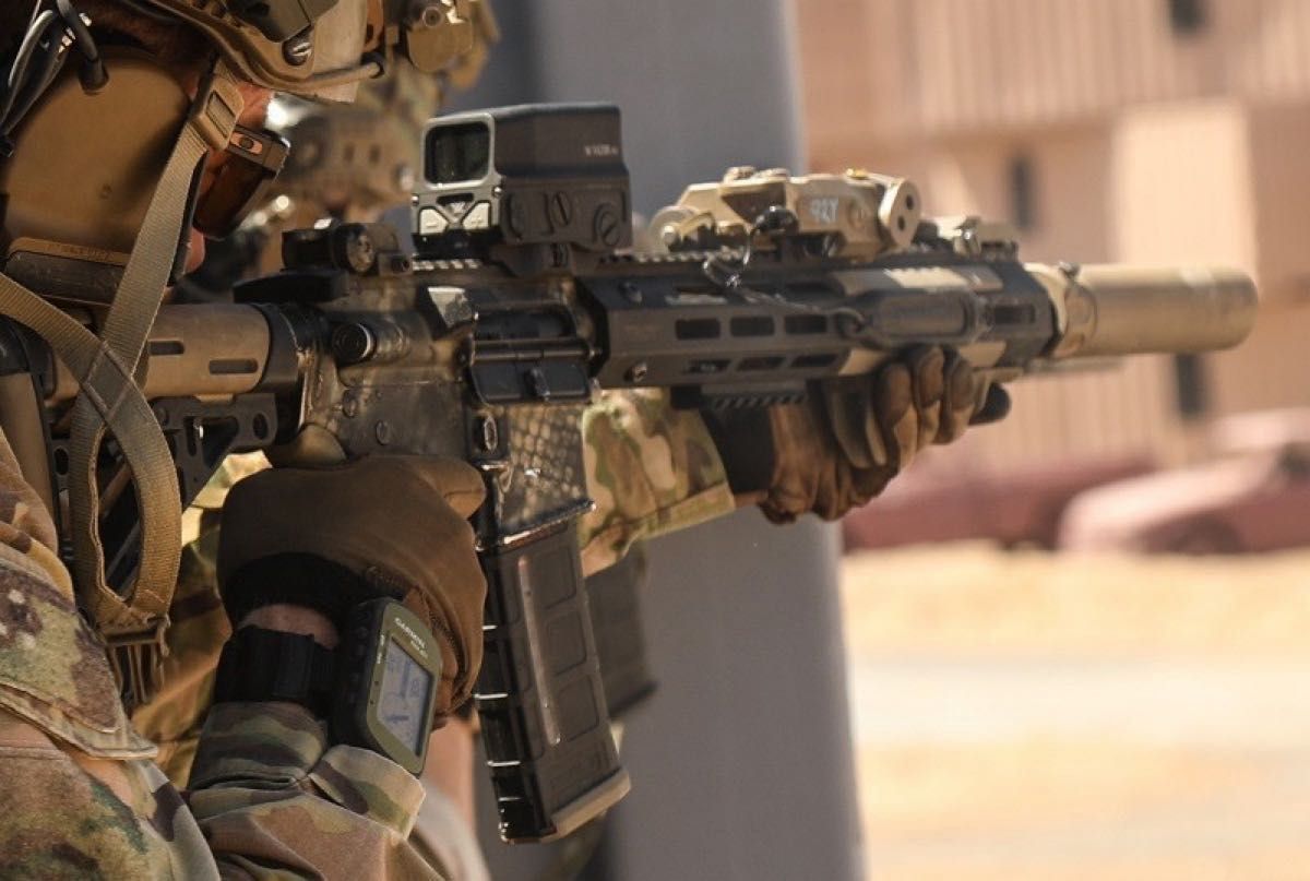 実物 TROY BATTLERAIL M-LOK 5 56 13インチ|Yahoo!フリマ(旧 実物 TROY BATTLERAIL M-LOK 5 56 13インチ|Yahoo!フリマ(旧