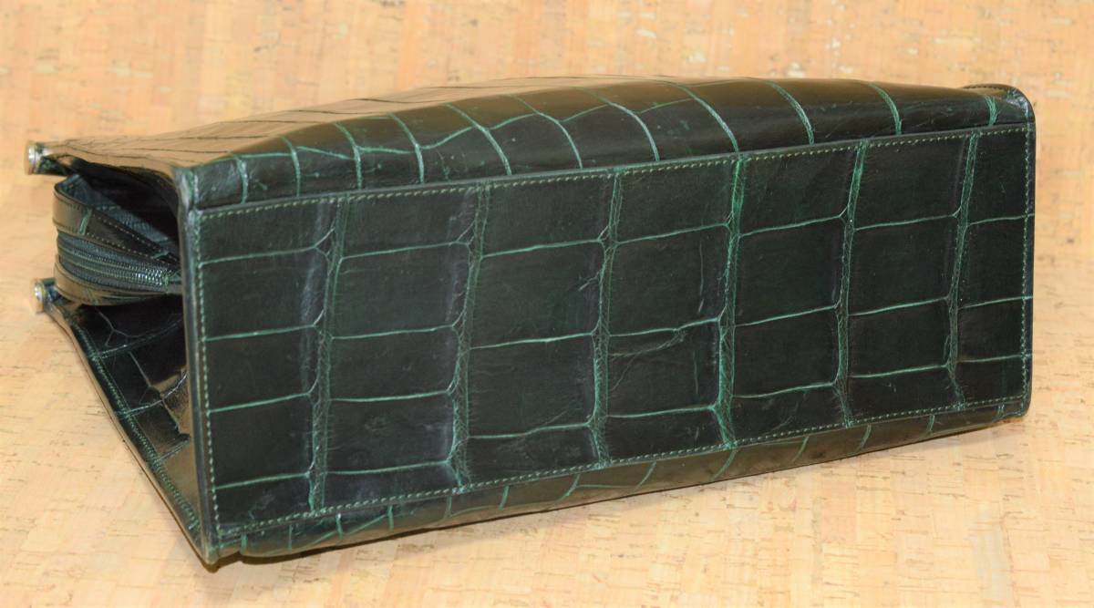 即決　最高級　クロコダイル　レザー　バッグ　鞄☆　イタリア製 マットクロコ　深緑　ダークグリーン_画像8