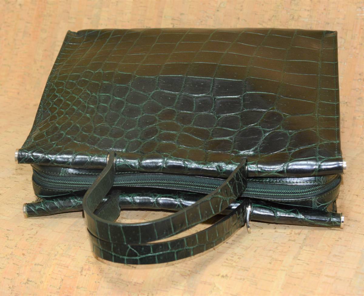 即決　最高級　クロコダイル　レザー　バッグ　鞄☆　イタリア製 マットクロコ　深緑　ダークグリーン_画像4