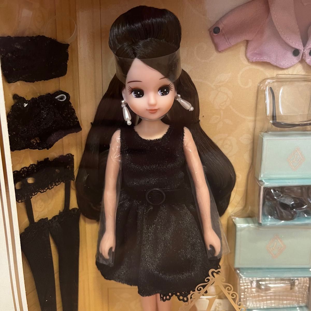 タカラトミーモール限定 リカちゃん ブラックショコラドレス タカラトミーモール限定 リカちゃん ブラックショコラドレス