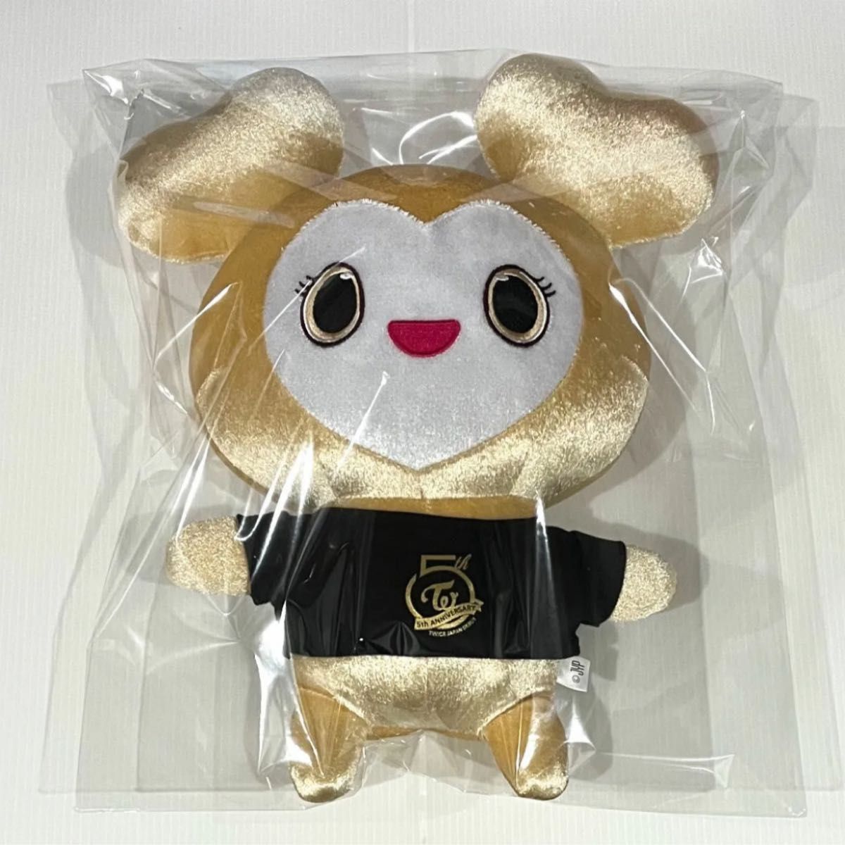 TWICE ゴールドラブリー ぬいぐるみ #TWICE4 5th Anniversary TWICE ゴールドラブリー ぬいぐるみ #TWICE4 5th Anniversary