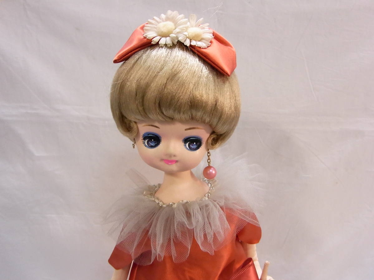 キュート さくら人形 高さ約54cm 赤いお洋服 さくら ドール 人形 フランス人形 札幌 ポーズ人形 昭和 レトロ レトロポップ