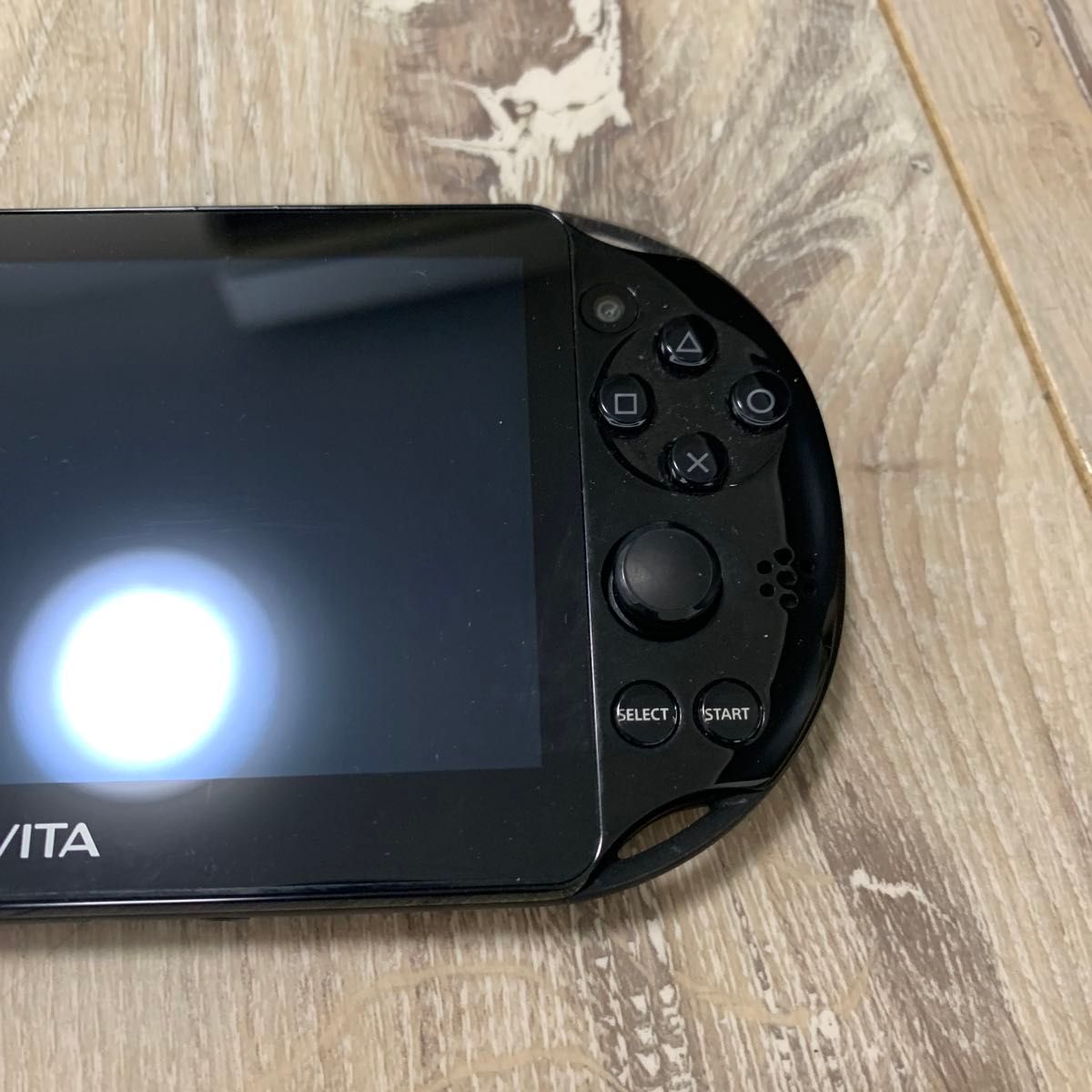 PlayStation Vita (PCH-2000シリーズ) Wi-Fiモデル ブラック PlayStation Vita (PCH-2000シリーズ) Wi-Fiモデル ブラック