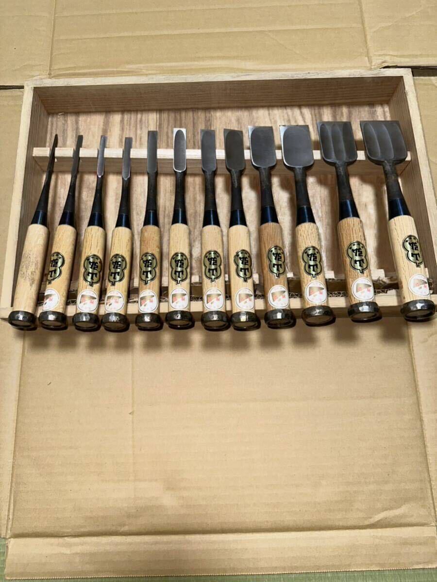 越後三条 鑿鍛冶 名工 岡山猛 作? 山弘 ノミ 鑿 12本組 大工道具 越後三条 鑿鍛冶 名工 岡山猛 作? 山弘 ノミ 鑿 12本組 大工道具