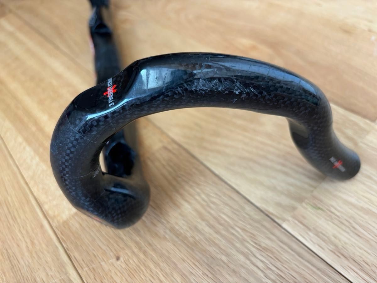 チネリ cinelli ネオモルフェ NEO MORPHE カーボン ハンドル チネリ cinelli ネオモルフェ NEO MORPHE カーボン ハンドル